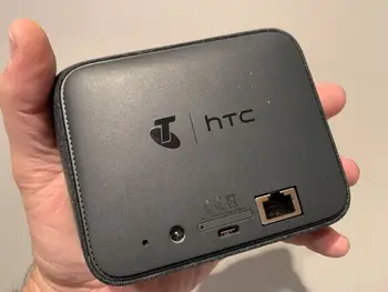 Маршрутизатор Wi-Fi 5G со скоростью 2,63 Гбит/с с аккумулятором 7660 и поддержкой 20 устройств для портативной точки доступа HTC HUB mifis Изображение